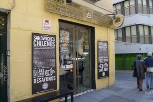 San Wich – Restaurante de Comida CHILENA en pleno centro de Madrid, Completos, Hamburguesas, Ensaladas, Churrascos, Bebidas y Dulces típicos CHILENOS