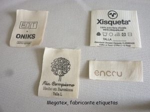 Etiquetas ecológicas en algodón estampadas