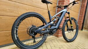 Bicicleta eléctrica YT Decoy Pro Race 2019 – Full Fox Factory – Full Carbon – Shimano Di2