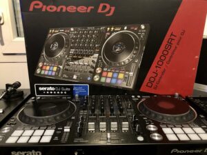 Pioneer DDJ 1000SRT , Pioneer DDJ 1000, Pioneer DJ DDJ-REV7 DJ Controller,  Pioneer DJ XDJ-RX3, Pioneer XDJ XZ , Pioneer CDJ-3000, Pioneer CDJ 2000 NXS2, Pioneer DJM 900 NXS2 , Pioneer DJ DJM-V10,  Pioneer DJ DJM-S11,  Yamaha Genos 76-Key ,Korg Pa4X 76 Key,  Yamaha PSR-SX900, Korg PA-1000, Roland FANTOM-8, Roland JUPITER-X Synthesizer